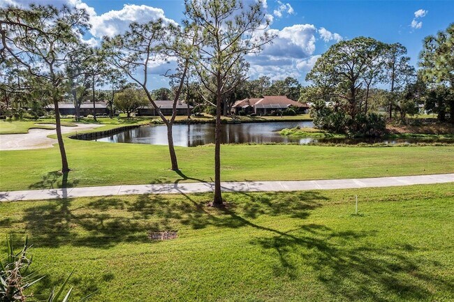 Foto del edificio - 5332 Huntingwood Ct