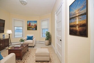 Building Photo - 54 Forbes St