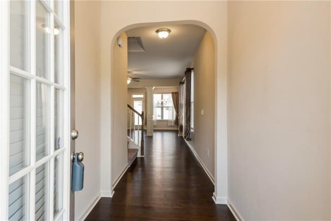 Building Photo - 3619 Brockenhurst Dr