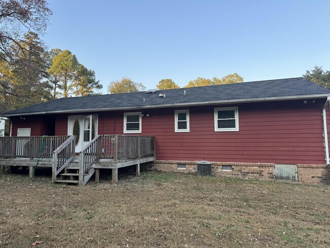 Building Photo - 3901 Treely Rd