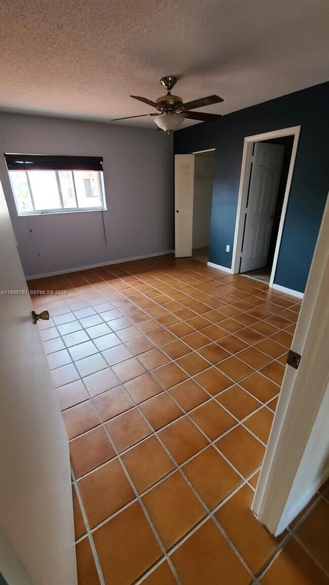 Building Photo - 20814 San Simeon Way