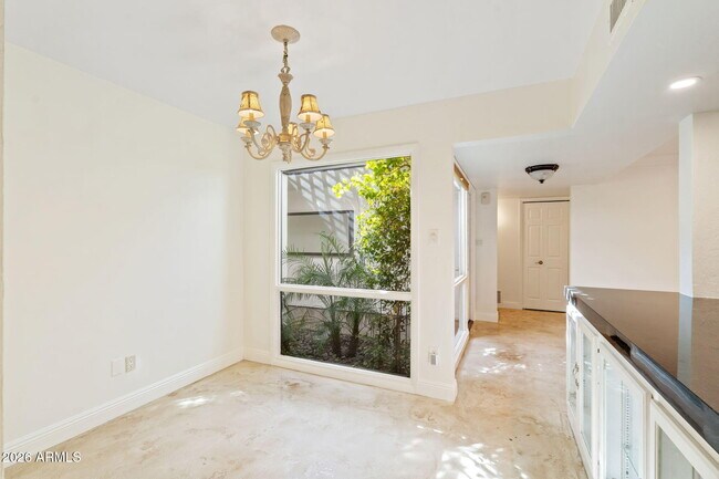 Foto del edificio - 2614 E Osborn Rd