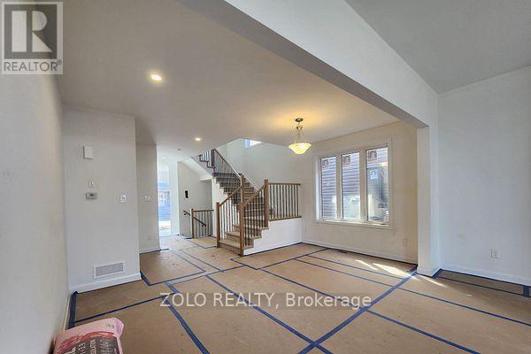 Building Photo - 335 Elsie MacGill Walk