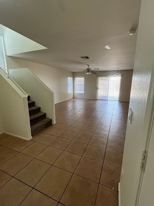 Foto del edificio - GREAT 4 BEDROOM 2 BATH HOME