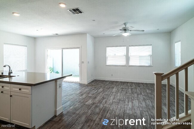 Building Photo - 3 br, 2.5 bath House - 3216 Sher Court, Sa...