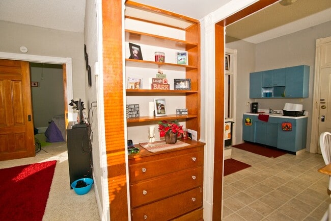 Foto del edificio - 704 N 3rd St