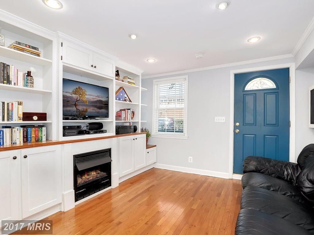Living Room - 619 N Henry St