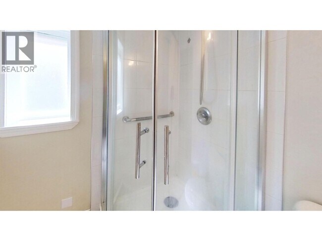 Photo du bâtiment - 9140 Chapmond Crescent