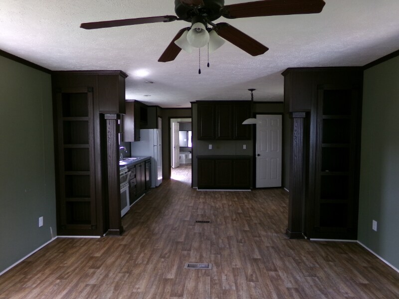 Primary Photo - 113 Gadwall Ln
