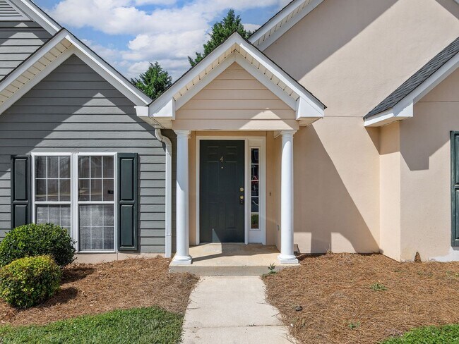 Foto del edificio - Newly Renovated 2BR, 2 BA in Greer SC