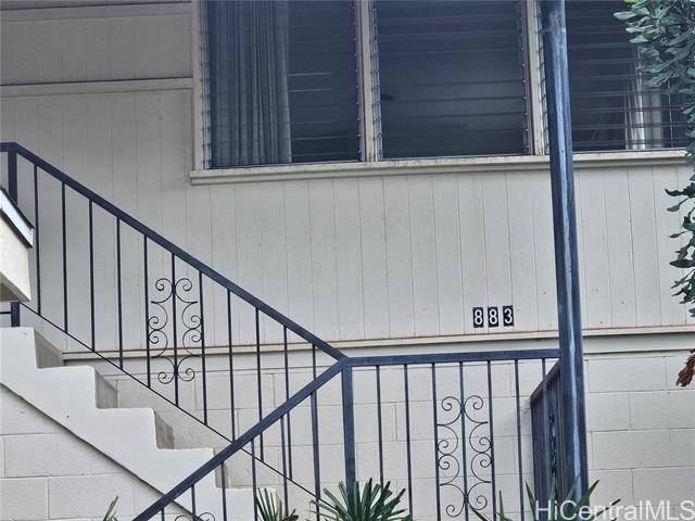 Building Photo - 883 4th Ave