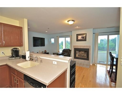 Primary Photo - 200 Falls Blvd