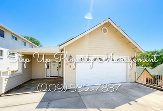 Building Photo - 342 Duchess Dr