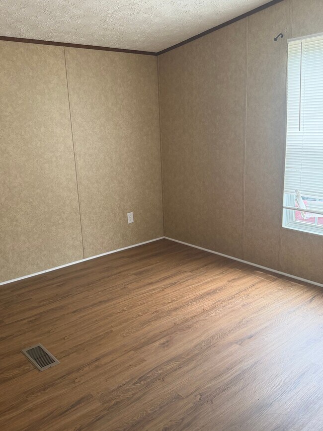 Foto del edificio - 533 Lee Rd 57