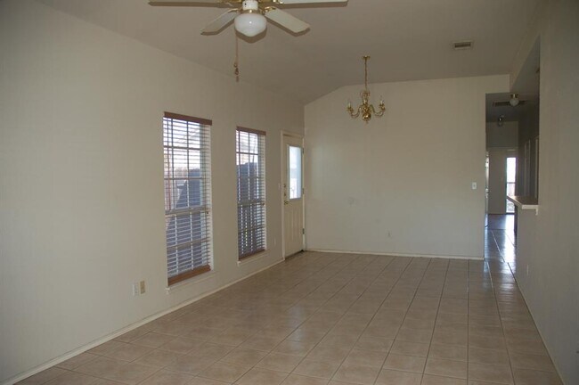 Building Photo - 8700 Weiser Dr
