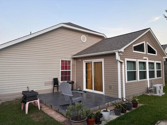 Foto del edificio - 1114 High Meadow Dr