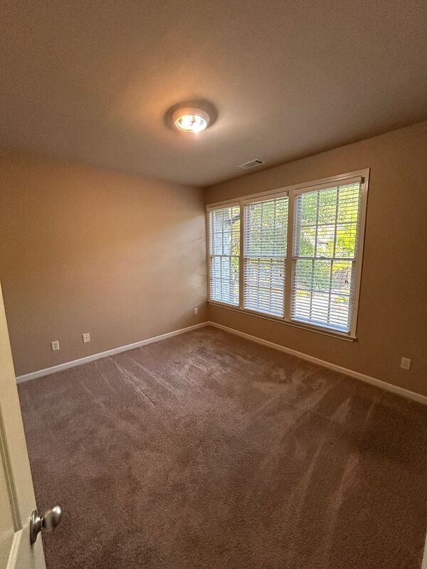 Foto del edificio - 1157 Inverness Cove Way