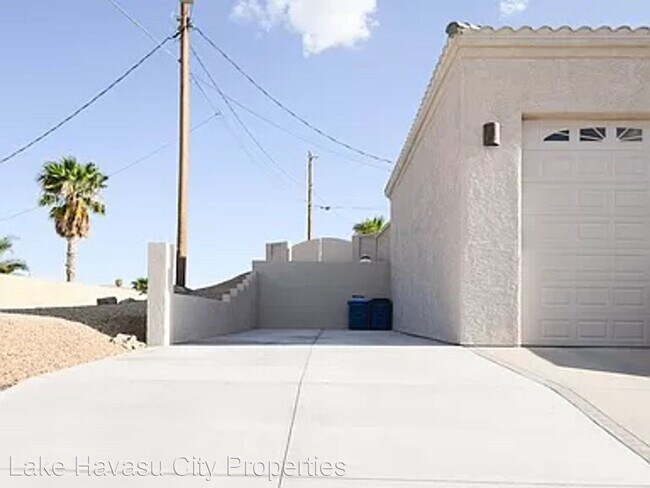Building Photo - 3 br, 2 bath House - 3666 Desert Garden Dr