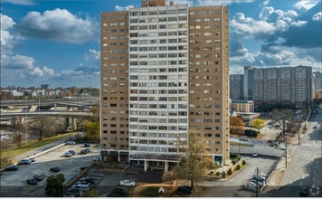 Building Photo - 215 Piedmont Ave NE