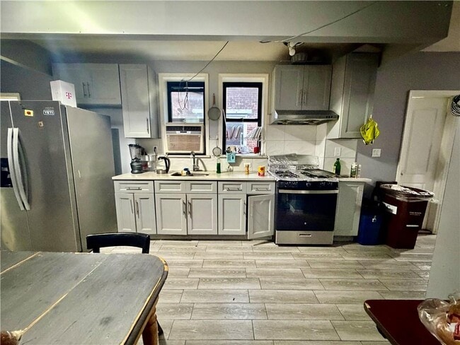 Building Photo - 4413 8th Ave