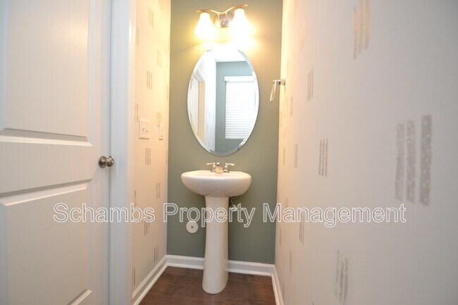 Foto del edificio - 1169 Little Gem Ln