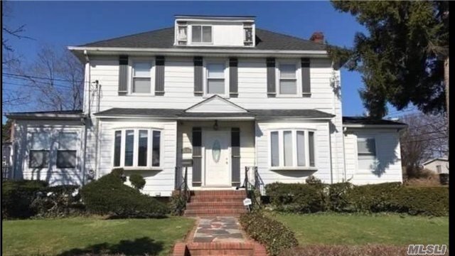 Primary Photo - 35-06 170th St