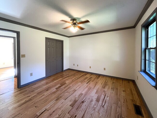 Foto del edificio - Charming 3BR/2BA Home in Louisa, VA