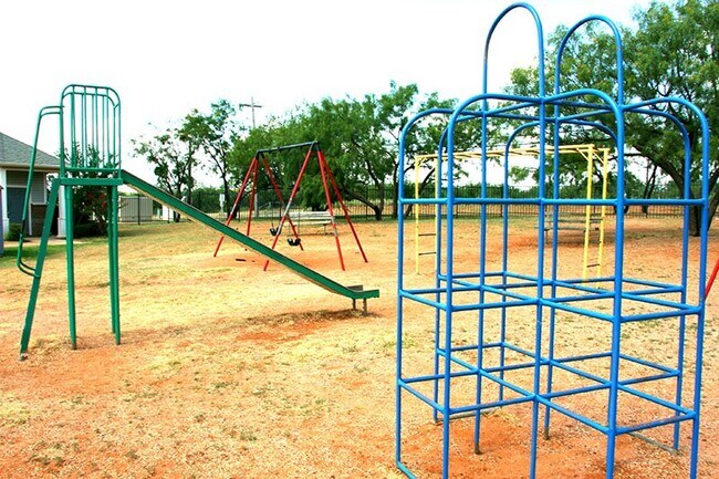 Foto del edificio - 3033 W Lake Rd