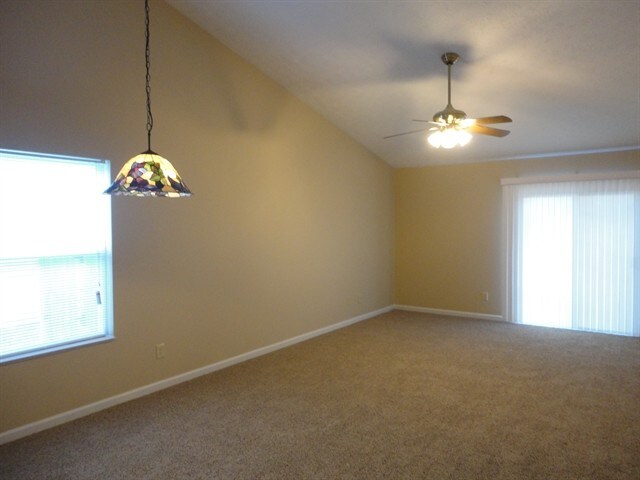 Building Photo - 5232 Lake Manor Dr