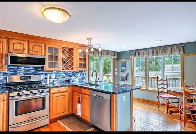 Foto del edificio - 103 Walnut St