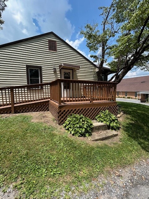 Building Photo - 408 Beechwood Dr