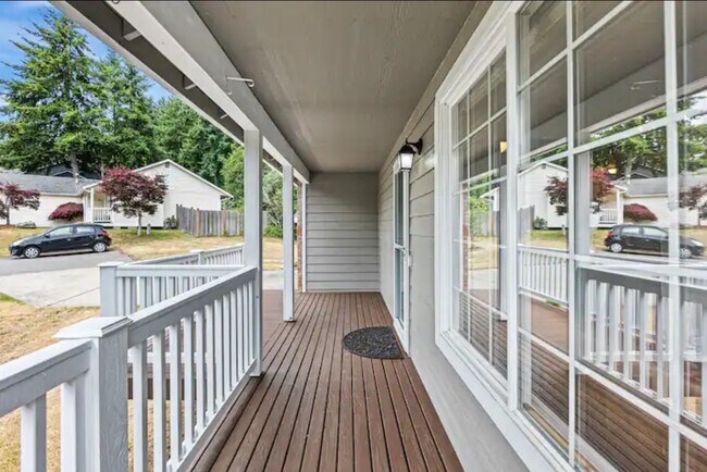 Foto del edificio - 8743 Jace Ln NW