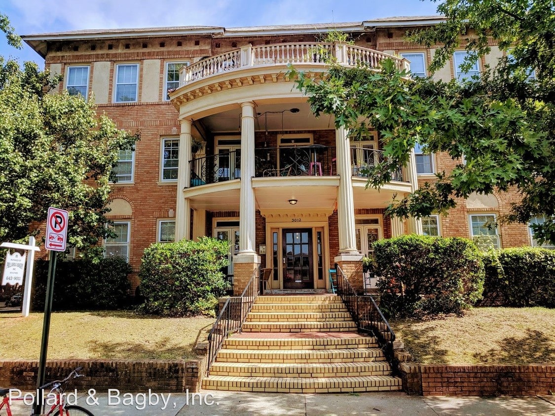 Primary Photo - 3012 Monument Ave