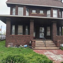 Building Photo - 9804 Denison Ave