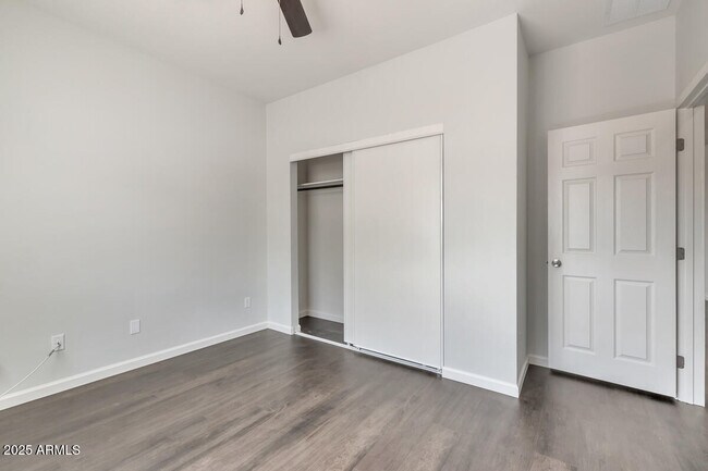 Building Photo - 1238 S 14th St