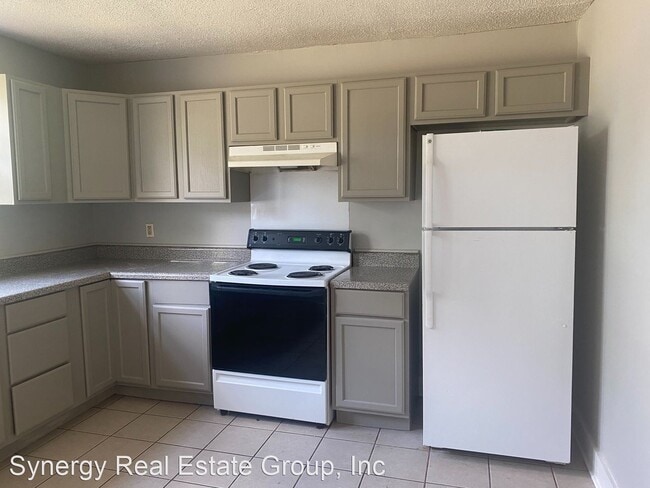 Foto del edificio - 3 br, 1 bath House - 2521 Scovel St