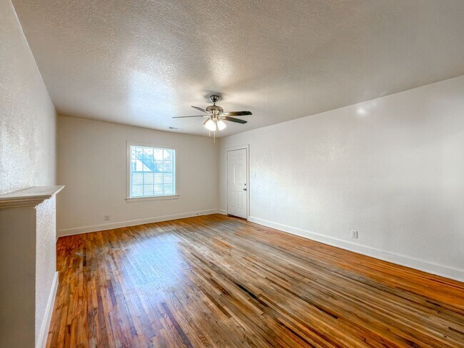 Foto del edificio - 1021 S 25th St