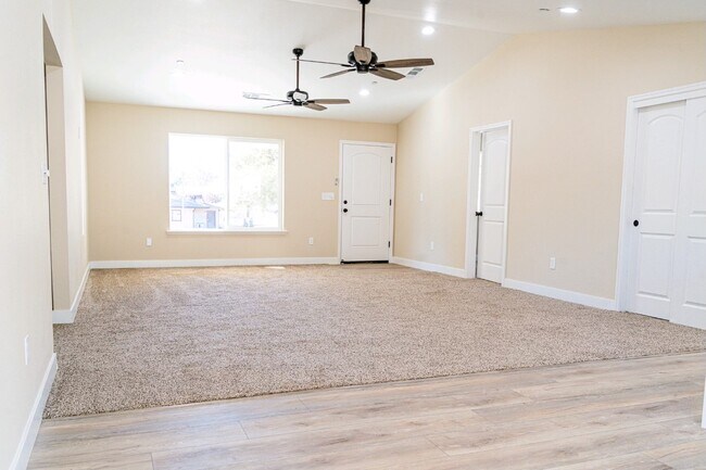 Foto del edificio - 40019 Woodsong Wy