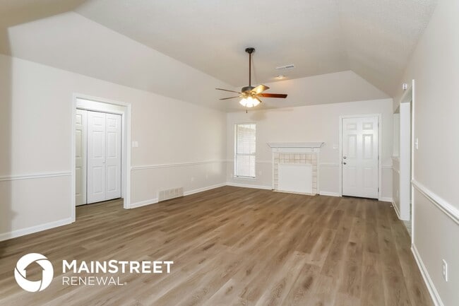 Building Photo - 7073 Gleneagles Dr
