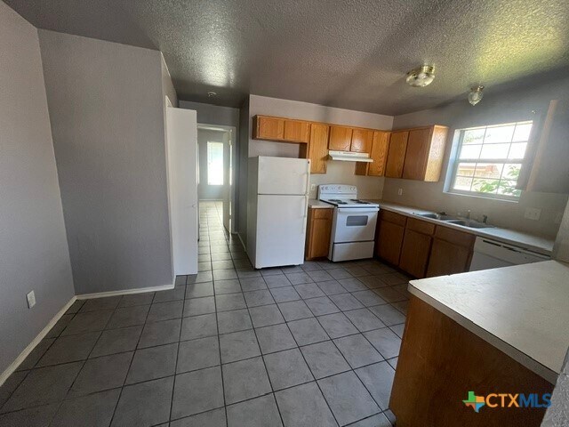 Building Photo - 4509 Mattie Dr