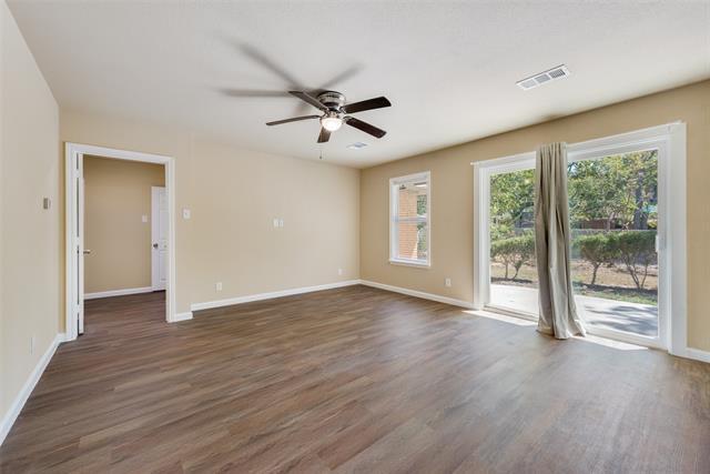 Foto del edificio - 802 Haggard St