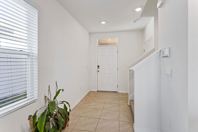 Building Photo - 5557 Birch River Trl