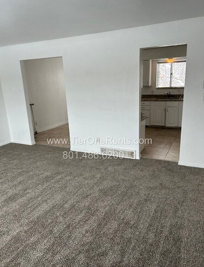Photo - This property offers a NO DEPOSIT option available for qualified renters! Apartment