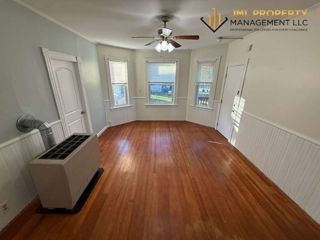 Photo - 121 Irving St Apartment