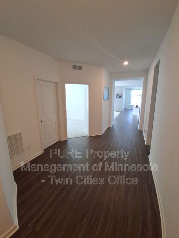Foto del edificio - 4654 Schilling Way