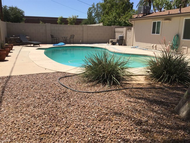 Building Photo - 4 br, 2 bath House - 3111 S Jentilly Ln
