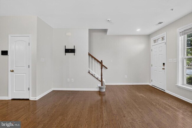 Foto del edificio - 2613 Campus Way N