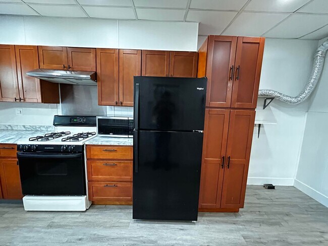 Building Photo - Easten Home for Rent
