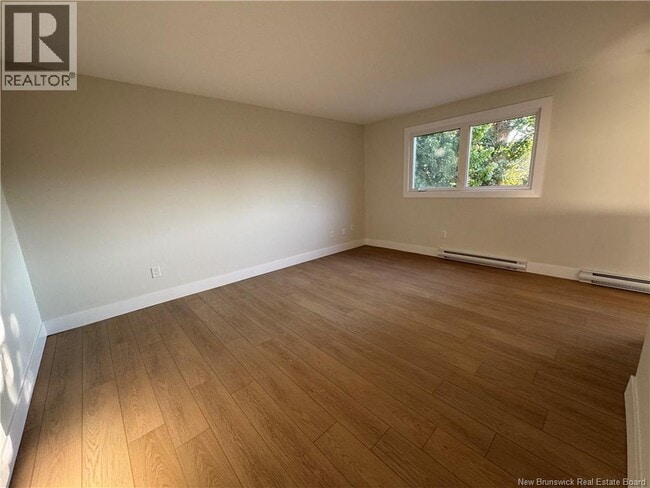 Building Photo - 96 Purdy Ave