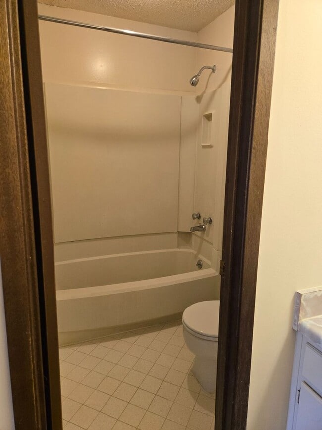 Foto del edificio - 1 Bedroom, 1.5 Bath Townhouse